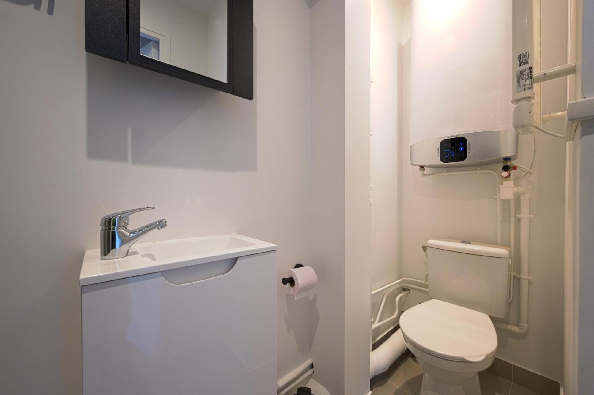 Modern Bright Apartment In Appart'Hotel Saint-Maur-des-Fosses ภายนอก รูปภาพ