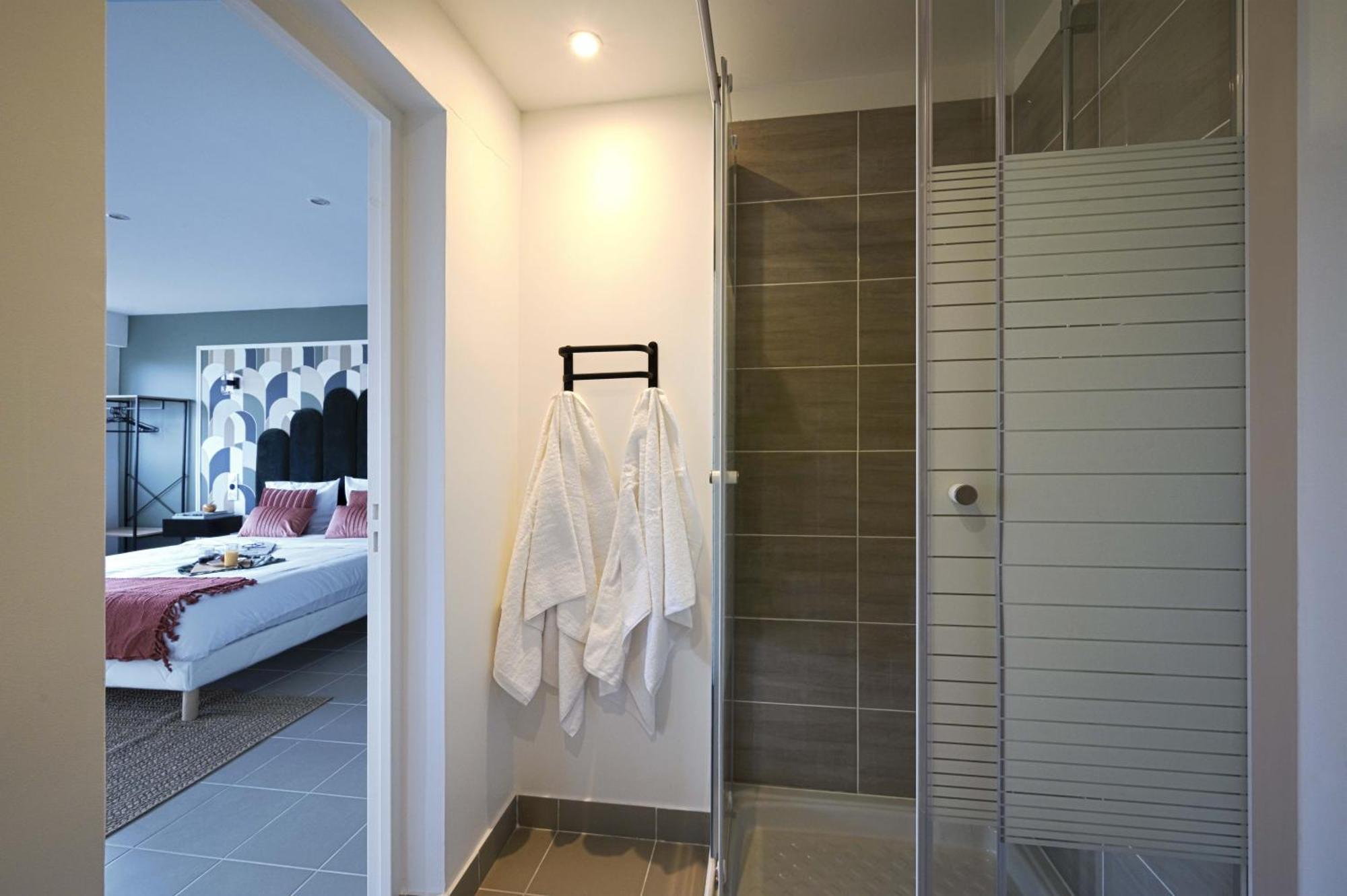 Modern Bright Apartment In Appart'Hotel Saint-Maur-des-Fosses ภายนอก รูปภาพ